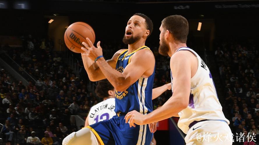 库里31分马尔卡宁空砍35+6 勇士逆转爵士